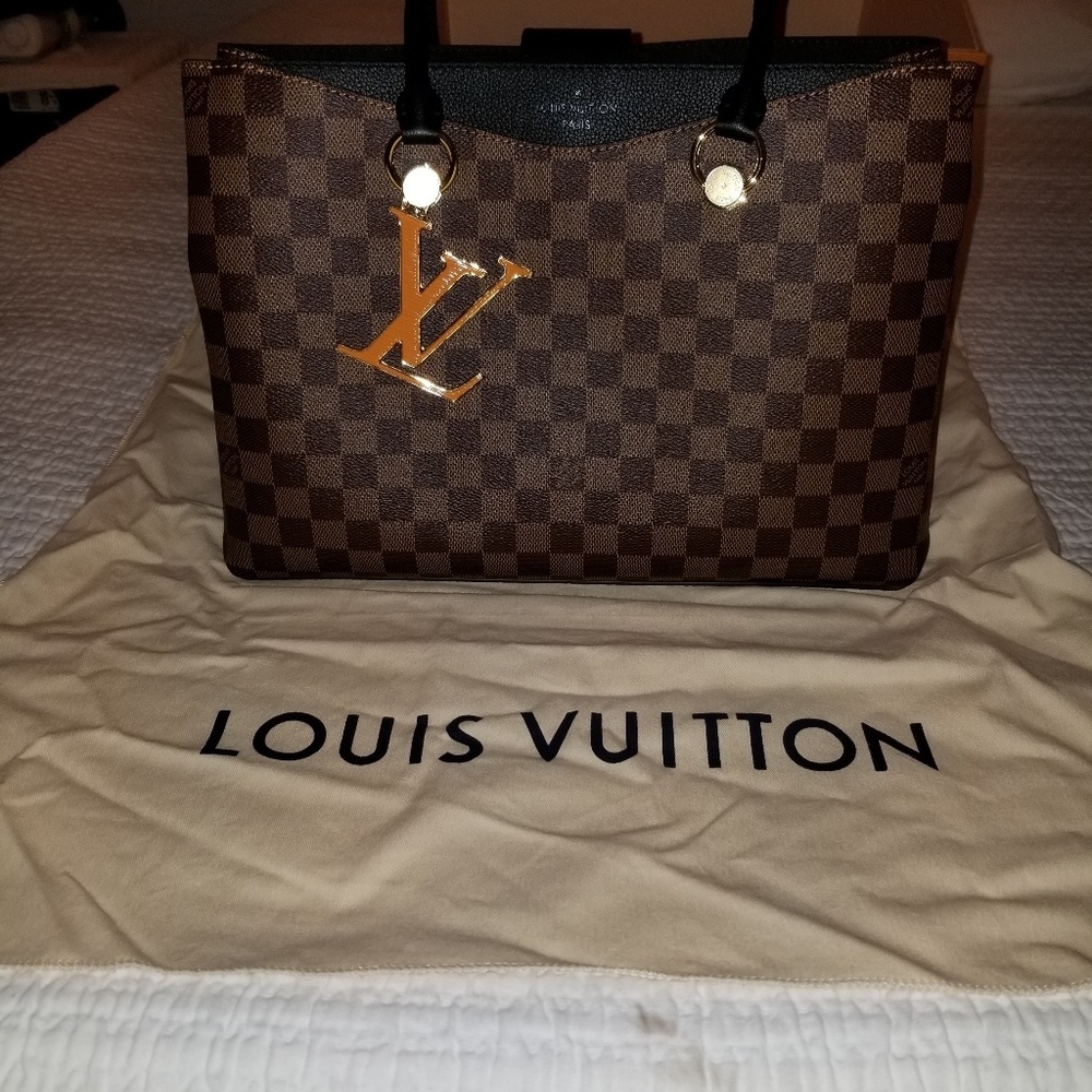 Louis Vuitton Riverside